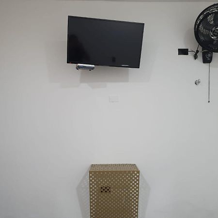 Hotel Prestige 메딜린 외부 사진
