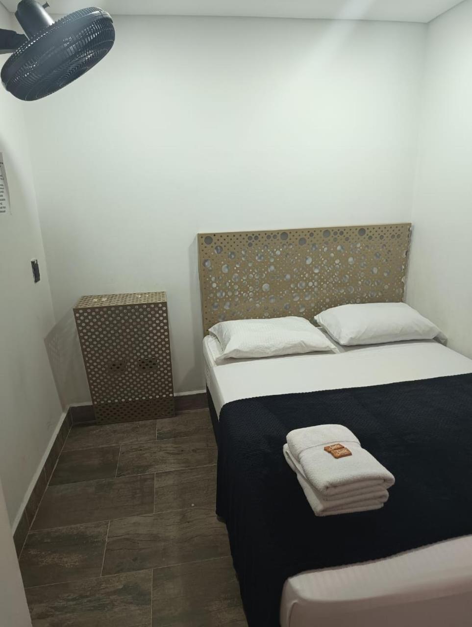 Hotel Prestige 메딜린 외부 사진
