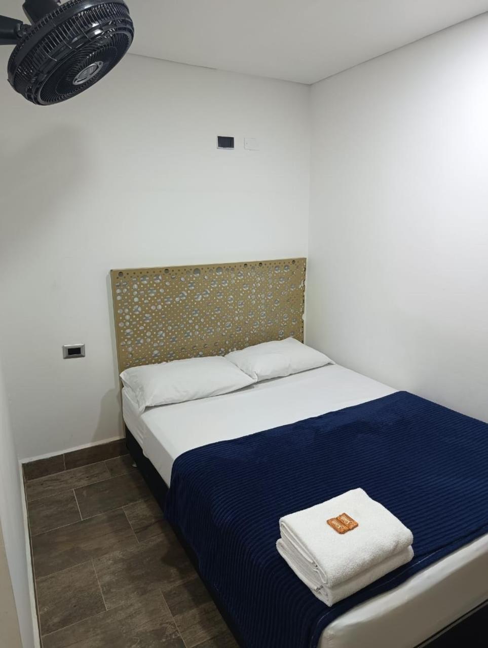 Hotel Prestige 메딜린 외부 사진