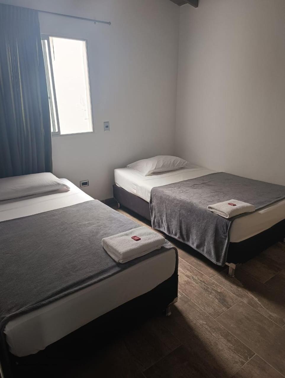 Hotel Prestige 메딜린 외부 사진